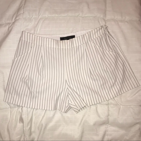 BCBGMaxAzria Pants - BCBG Maxazria Burke Stripe Shorts